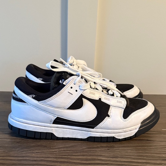 Nike Dunk Low Jumbo Reverse Panda - Picture 1 of 5